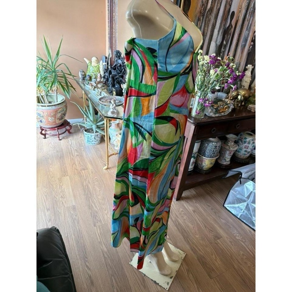 Dress - Picture 3 of 6